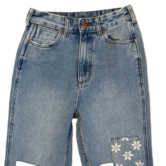 Billabong X Wrangler Super Flare Patchwork Light Denim Jeans Women's 24 - Picture 5 of 12